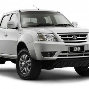 Tata Xenon Australia side front view image