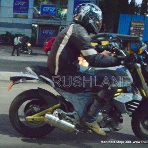 mahindra mojo topspeed spy pics