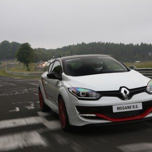 renault megane rs  trophy r