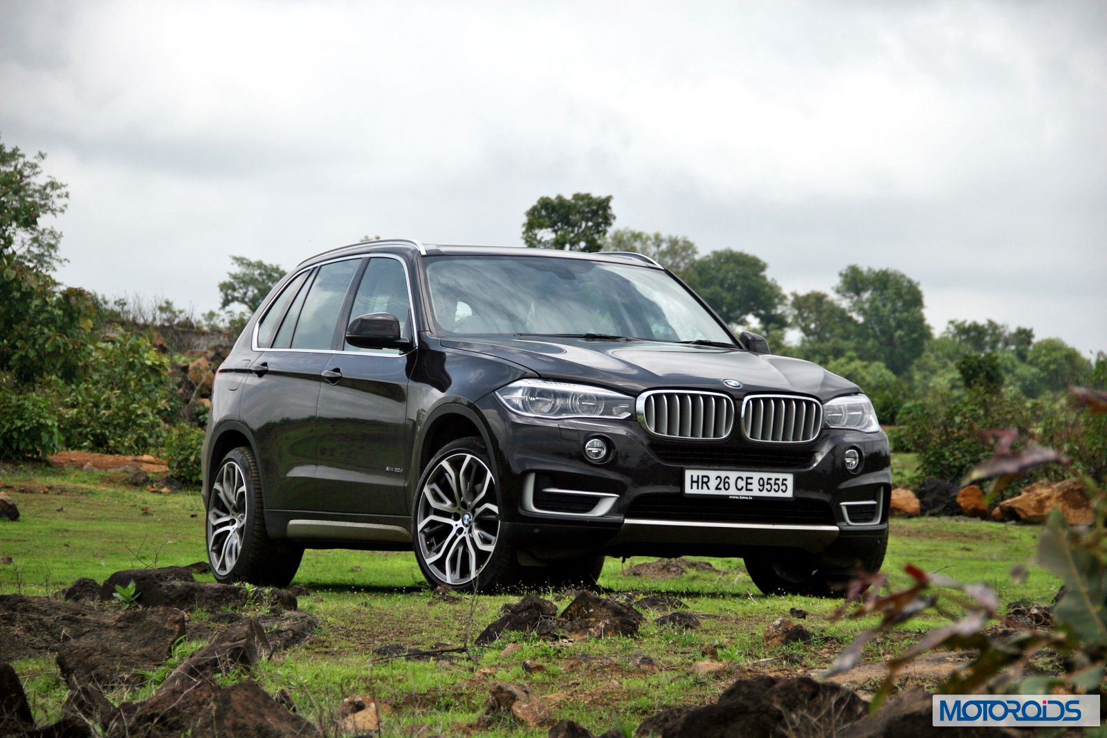 2014 BMW X5 xDrive 30d India review (5)