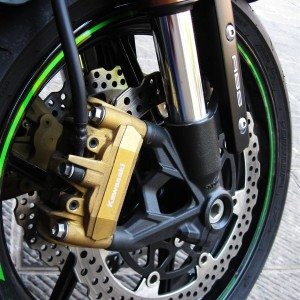 Kawasaki Z front suspension