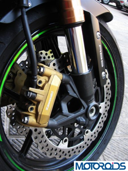 2014 Kawasaki Z1000 front suspension