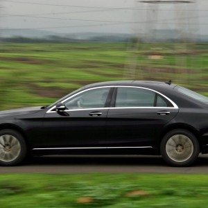 S Class S CDI black Action