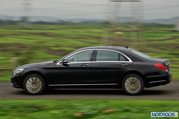 2014 S Class S350 CDI black Action (4)