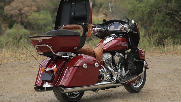 2015-Indian-Roadmaster-Unveiled-Image-2