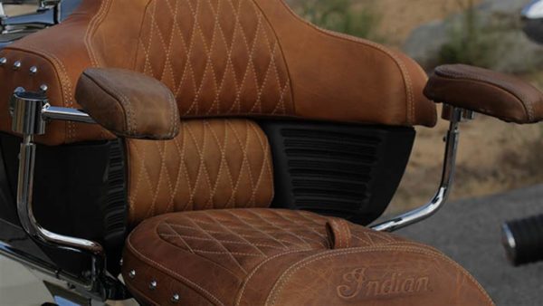 2015-Indian-Roadmaster-Unveiled-Image-3