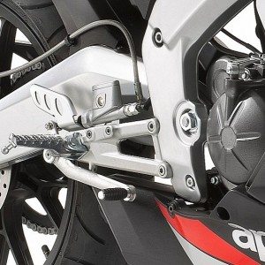 aprilia rs  replica looks smashing photo gallery medium