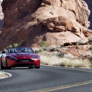 Aston Martin V Vantage Roadster Image