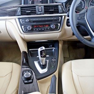 BMW  series GT d interior