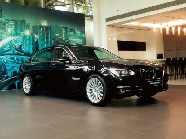 BMW ActiveHybrid 7 (1)