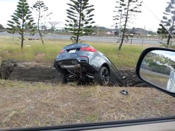 BMW-M4-Crashed-In-France-Image-2