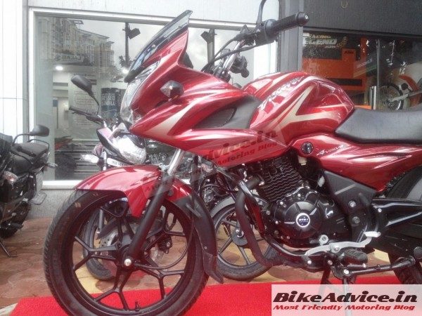 Bajaj Discover  F image