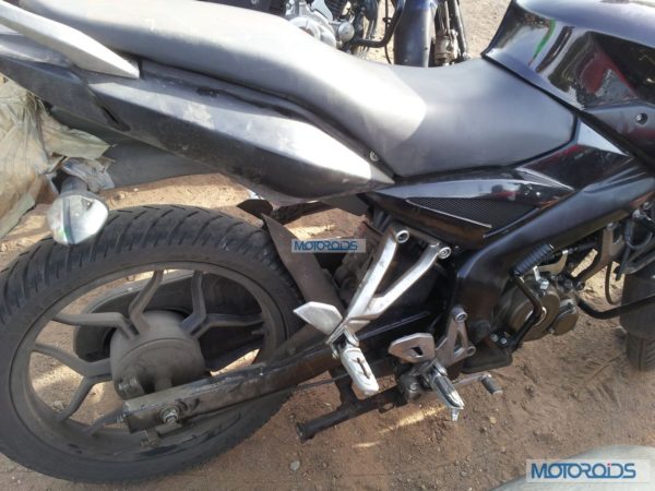 Bajaj-Pulsar-150-NS (1)