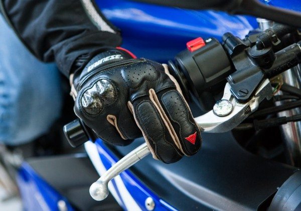 Cornering Tips Hand Position