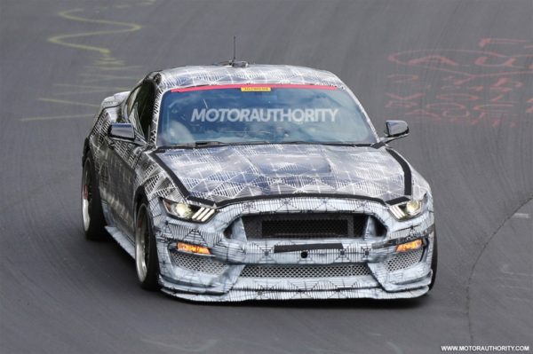 Ford Mustang  Spy Images