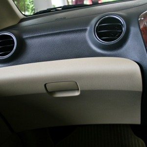 Honda Mobilio dashboard