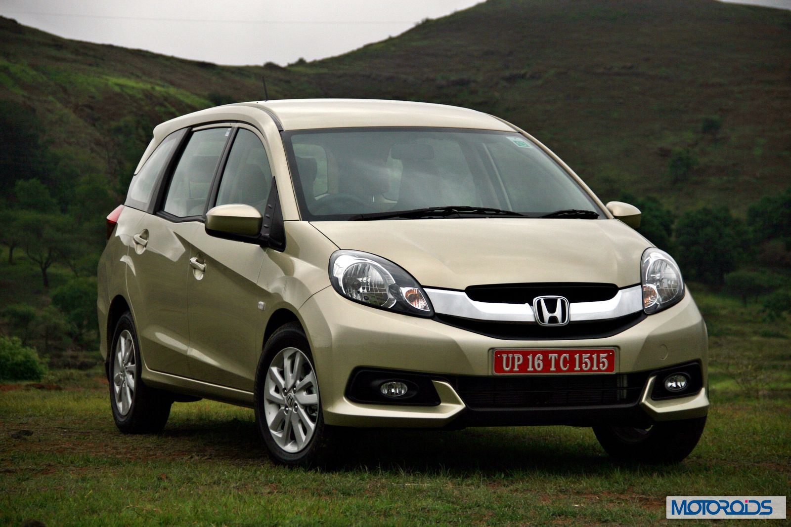  Honda  Mobilio  1 5 iVTEC and 1 5 iDTEC Quick Review with 