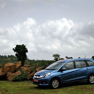 Honda Mobilio front