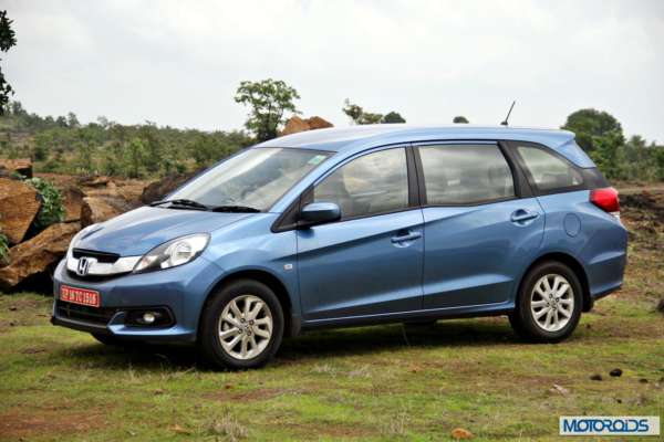 Honda Mobilio front (12)