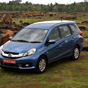 Honda Mobilio front