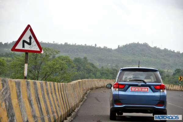 Honda Mobilio rear (2)