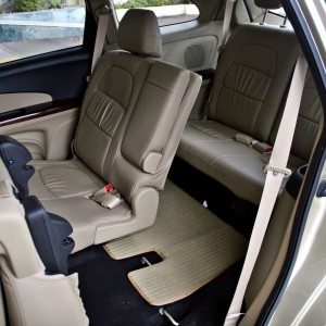 Honda mobilio interior