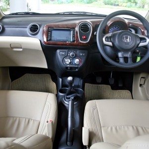 Honda mobilio interior