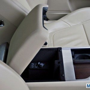 Jaguar XF interior