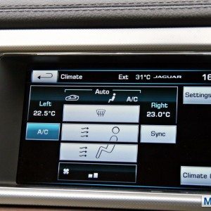 Jaguar XF touchscreen