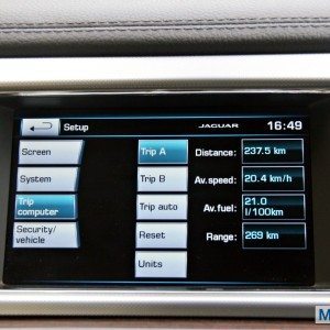 Jaguar XF touchscreen