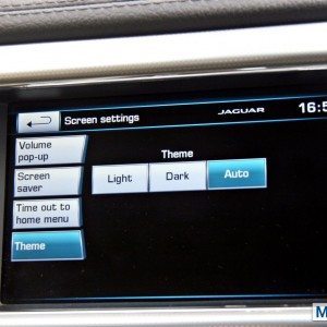 Jaguar XF touchscreen