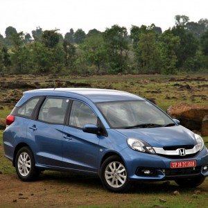 honda mobilio images