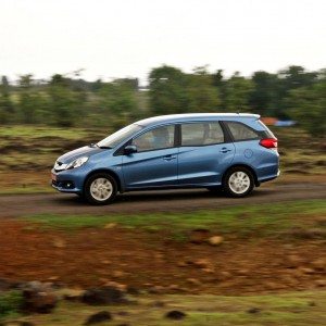 honda mobilio images