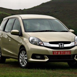 honda mobilio images