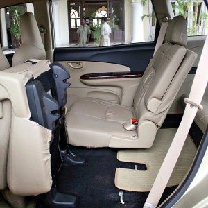 honda mobilio images