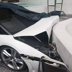 lamborghini gallardo spyder crash delhi