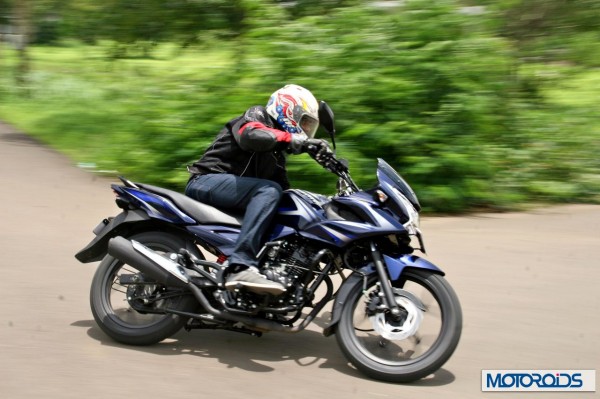 2014 Bajaj Discover 150 F (17)