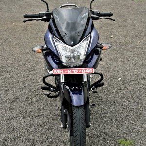 Bajaj Discover  F front