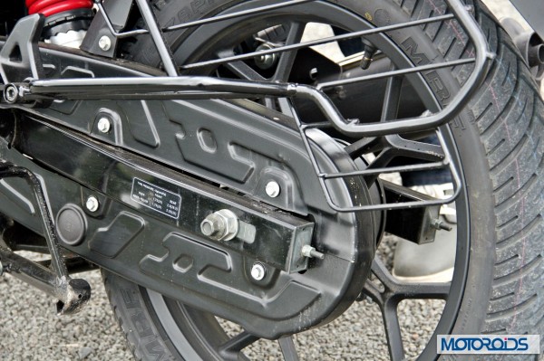 2014 Bajaj Discover 150 chain guard