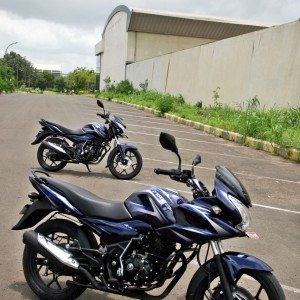 Bajaj Discover F S