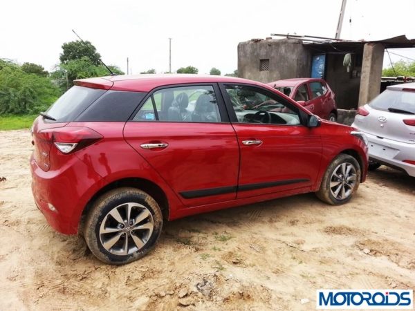 2014 Hyundai i20 side view