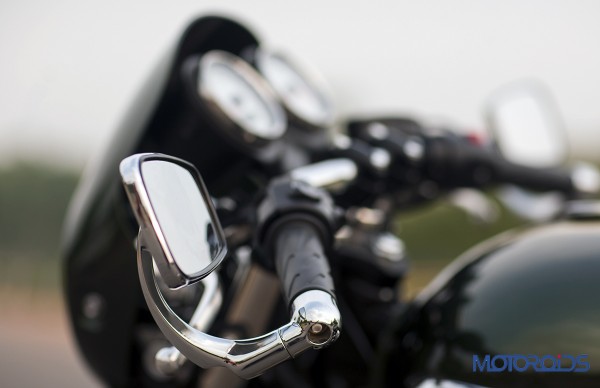 2014 Triumph Thruxton Rear-view mirrors