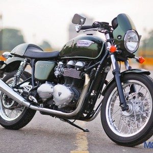 Triumph Thruxton Side View