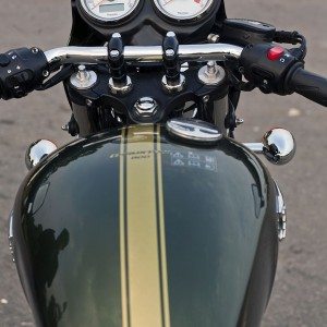 Triumph Thruxton Side View Tank and Cockpit View