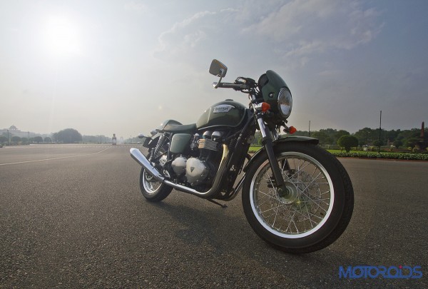 2014 Triumph Thruxton Stills (3)