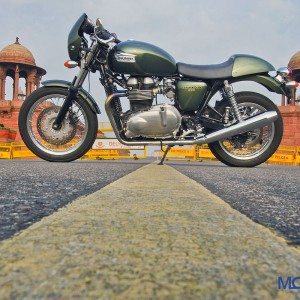 Triumph Thruxton Stills