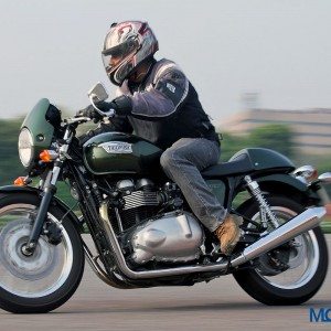 Triumph Thruxton in action