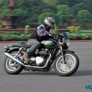 Triumph Thruxton in action