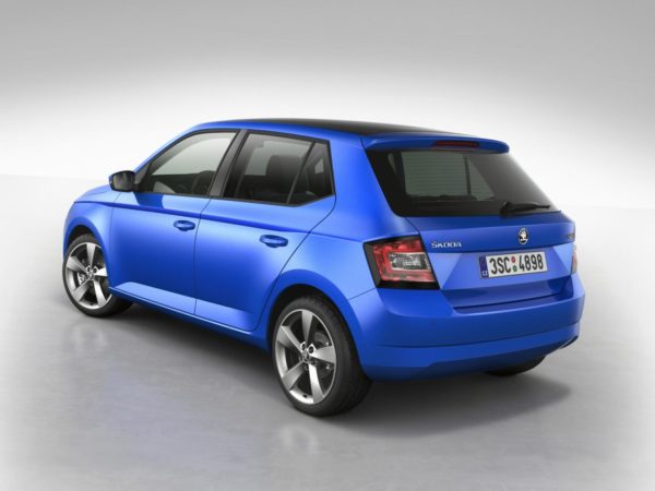 2015-Skoda-Fabia-Official-Image-2