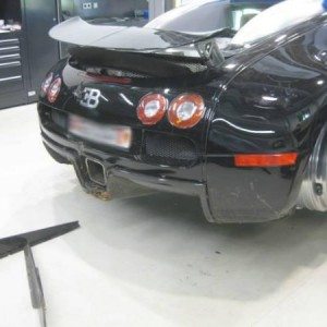 Bugatti Veyron Crashed Bid Image